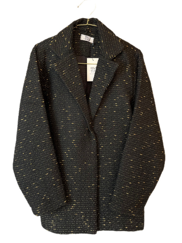 جزئیات-پارچه-شانل-طلایی-کلاسیک-یقه-انگلیسی-ظریف