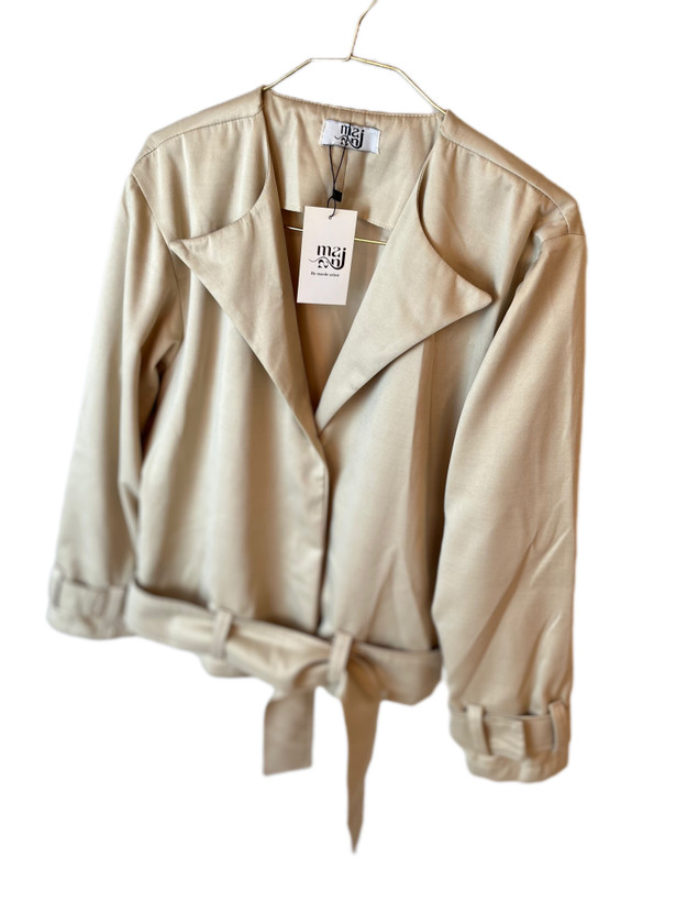 بافت ضد آب و ضخیم پارچه سانتانا در کراپ بارونی